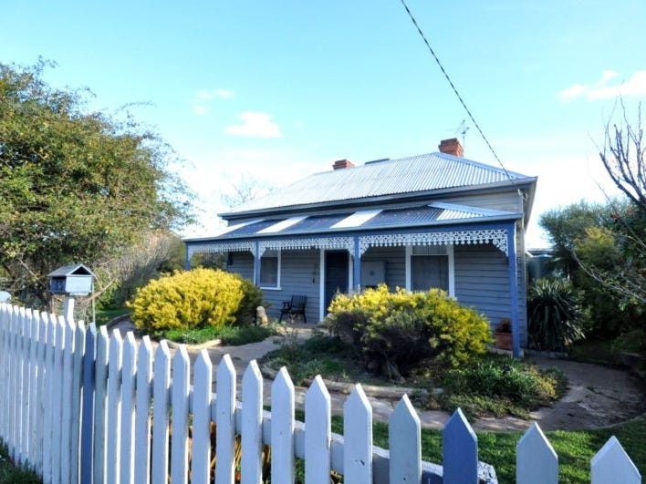 33 Broadway, Dunolly, VIC 3472