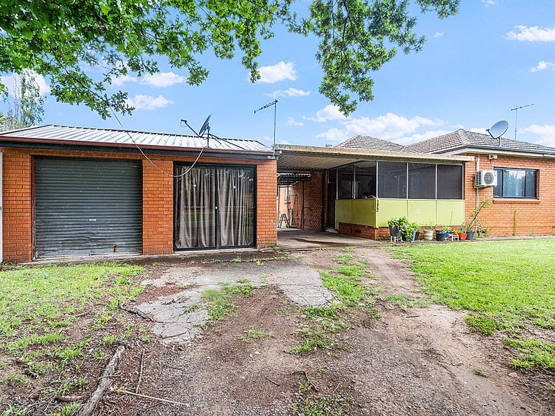 2 Gladstone Street, Canley Heights, NSW 2166