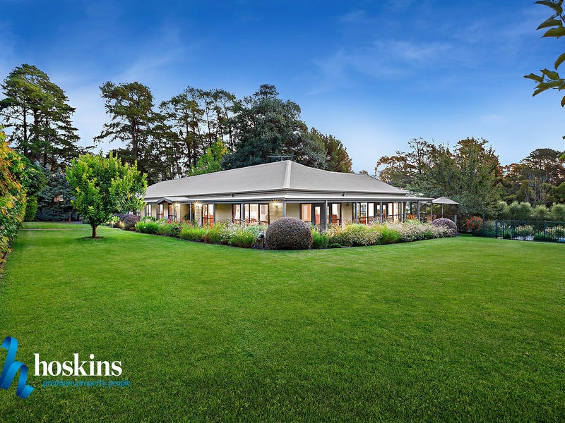 673675 Park Road, Park Orchards, Vic 3114 House for Sale