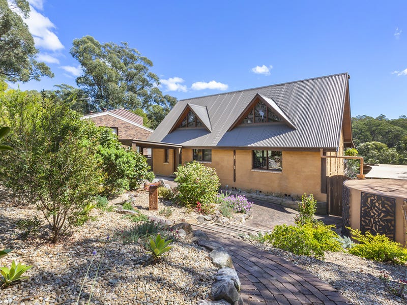 29 Roberts Parade, Hawkesbury Heights, NSW 2777