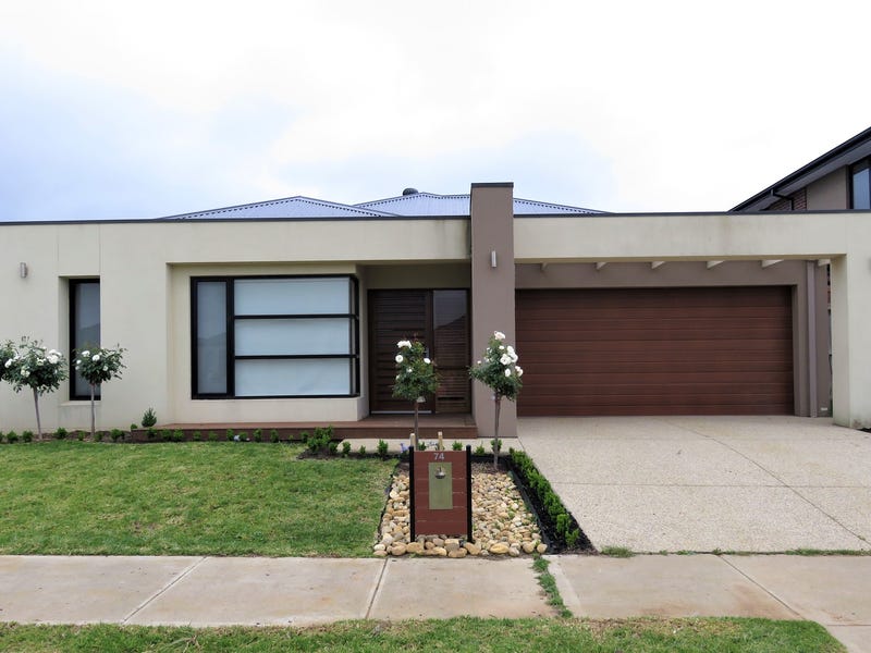 74 Riverstone Boulevard, Clyde North, Vic 3978