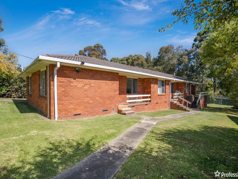 8 Perrott Street, Armidale, NSW 2350 Property Details