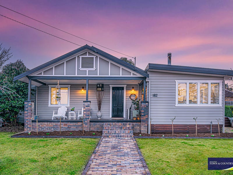 182 Taylor Street, Armidale, NSW 2350