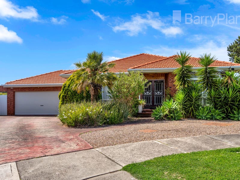 10 Ayr Close, Greenvale, Vic 3059 Property Details