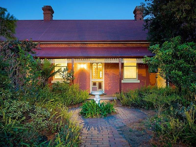 664 David Street, Albury, NSW 2640 Property Details