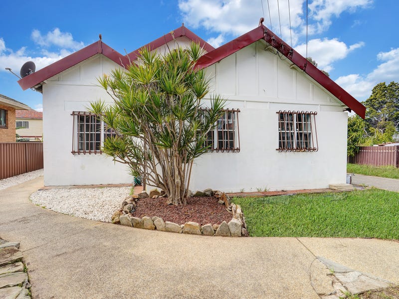 24 Moore Street Canley Vale Nsw 2166 Realestate Com Au