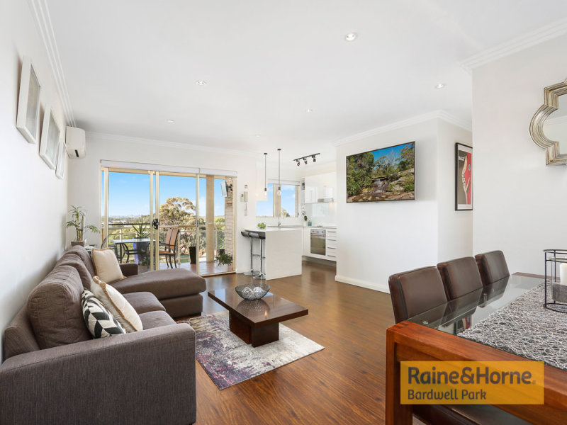 7/1 Hillview Street, Roselands, NSW 2196 Property Details