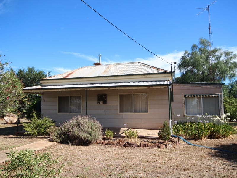 176 Green Street, Lockhart, NSW 2656