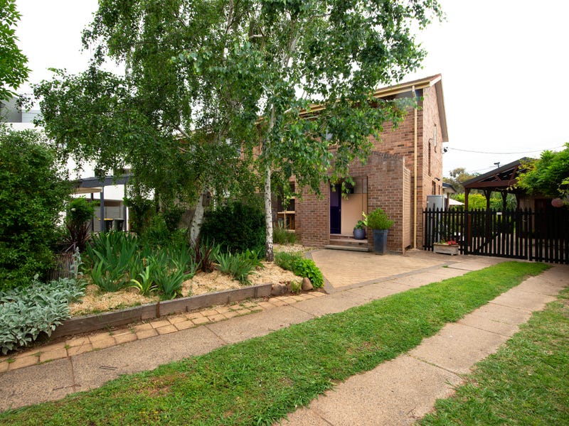 13 Lowrie Street, Dickson, ACT 2602