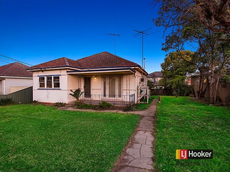 13 Stiles Avenue, Padstow, NSW 2211 Property Details