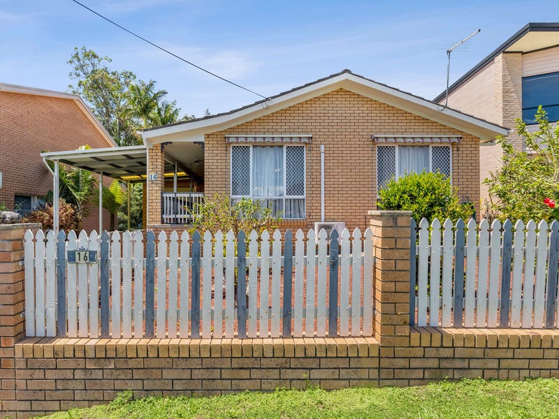 16 Ainslie Parade, Tomakin, NSW 2537