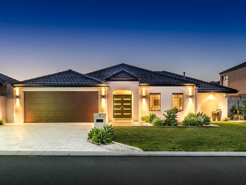 5 Patang Vista, Iluka, WA 6028 Property Details