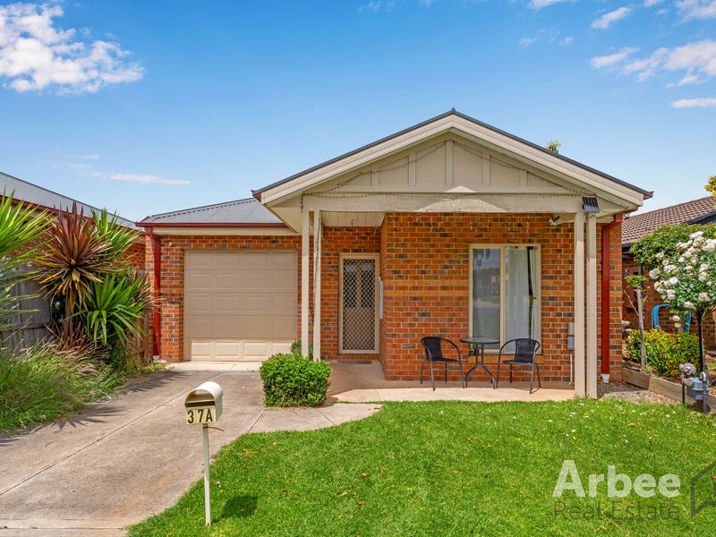 37A Raglan Street, Darley, Vic 3340 Unit for Sale
