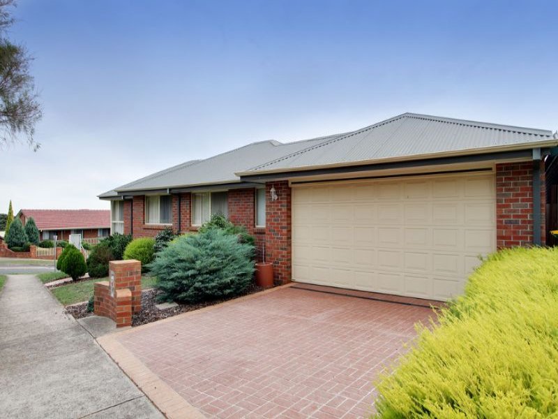 173 Hayrick Lane, Mooroolbark, Vic 3138 Property Details