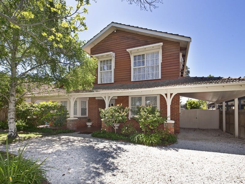 30 The Avenue, Hampton, VIC 3188