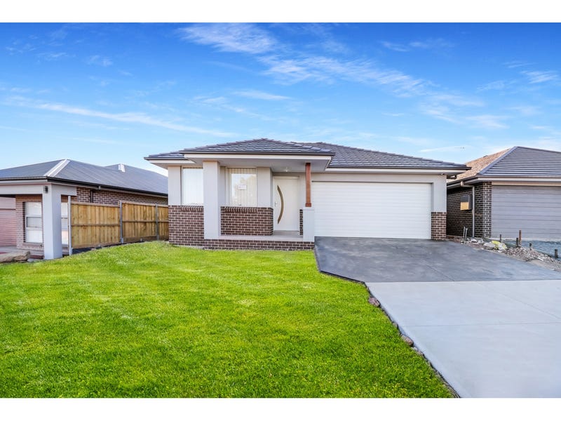 13 Kingsman Avenue, Elderslie, NSW 2570