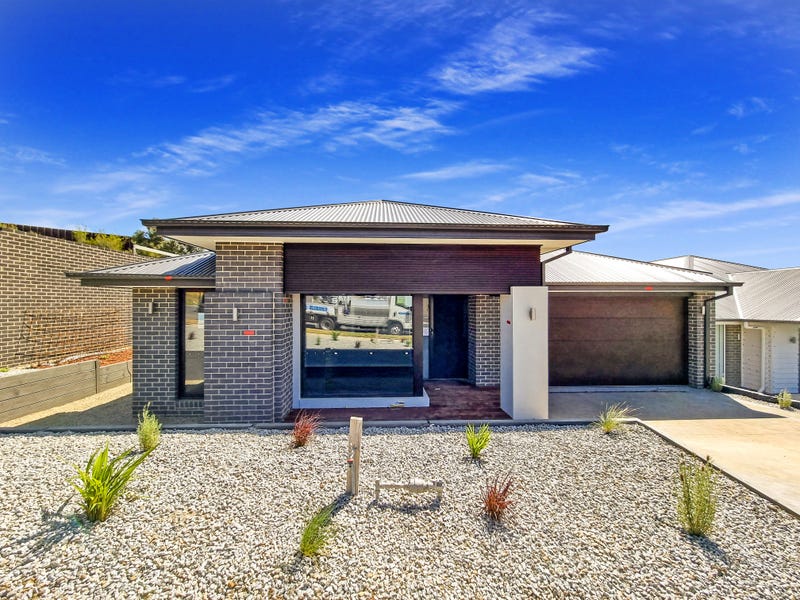 81 Dryden Way, Highton, VIC 3216