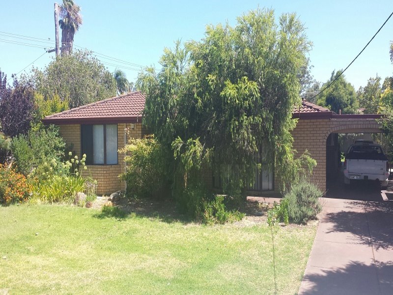 140 Hale Road, Forrestfield, WA 6058