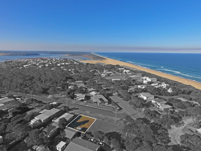 103 Bream Road, Lake Tyers Beach, VIC 3909
