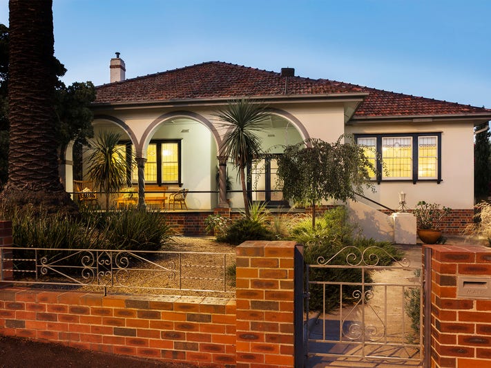 8 Eaglehawk Road, Bendigo, Vic 3550 Property Details