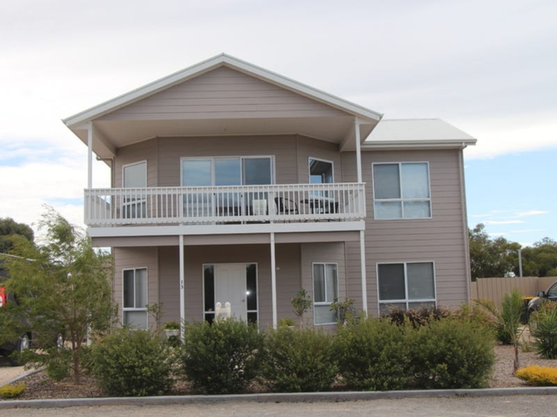 13 Wellington Drive, Port Julia, SA 5580