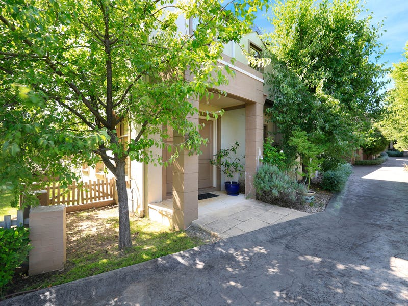 1/33 Ascot Road, Bowral, NSW 2576 Property Details
