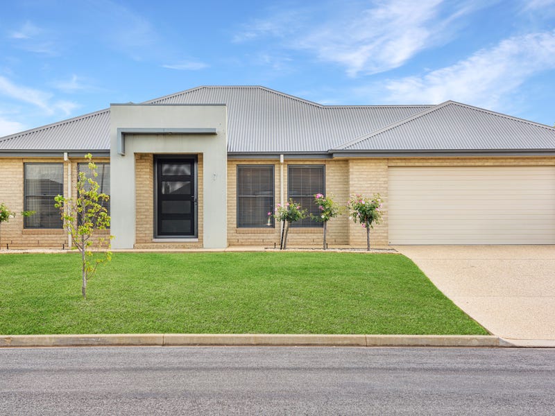 7 Dal Broi Street, Griffith, NSW 2680 Property Details