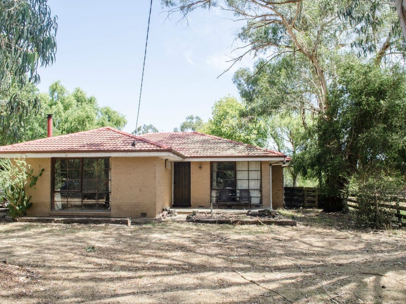 32 Henley Street, Nyora, Vic 3987 Property Details