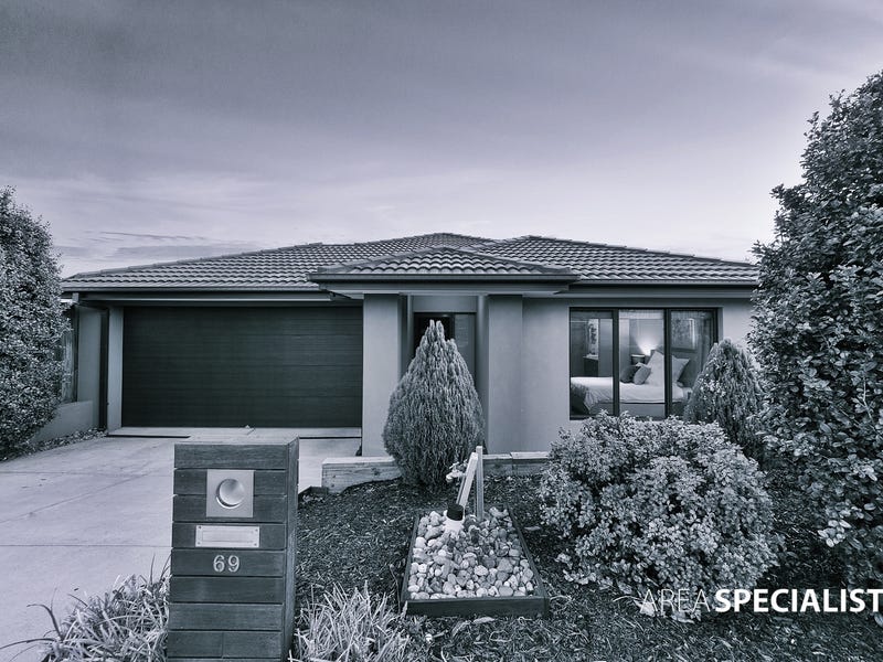 69 Harrison Way, Pakenham, Vic 3810 Property Details