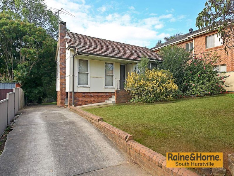 4 Pearce Avenue, Peakhurst, NSW 2210
