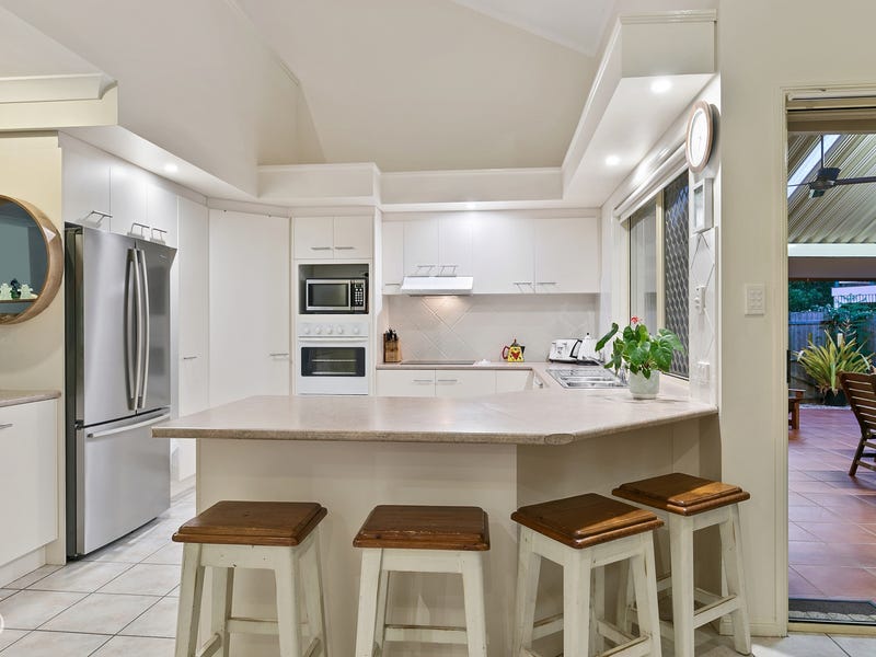 1 Greenock Place, Ferny Grove, QLD 4055