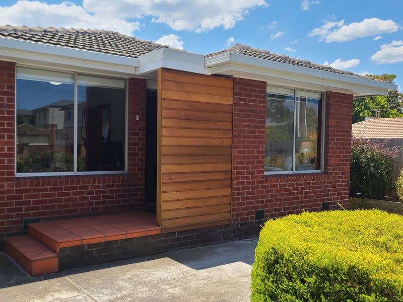4/18 Warren Road, Mordialloc, Vic 3195 Property Details