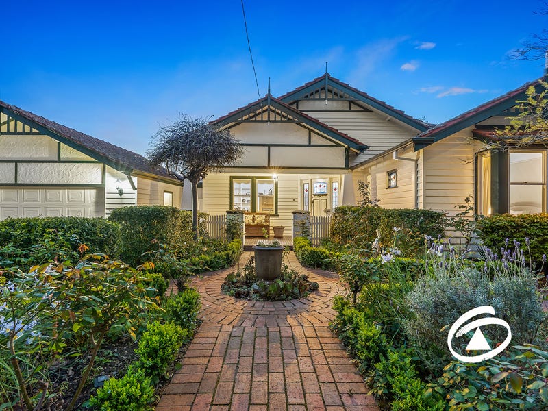 82 Brisbane Street, Berwick, Vic 3806 Property Details