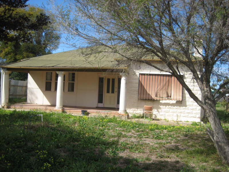 11 Kulkyne Street, Renmark, SA 5341 Property Details