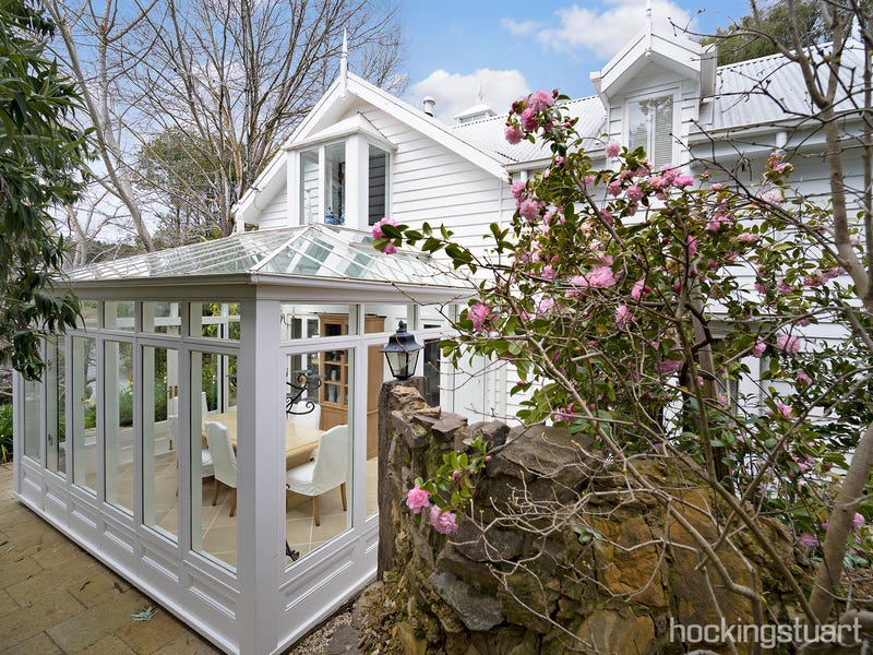 17a Leggatt Street Daylesford Vic 3460 Property Details