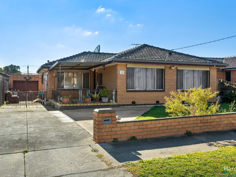 32 Caroline Street, Thomastown, Vic 3074 - Property Details