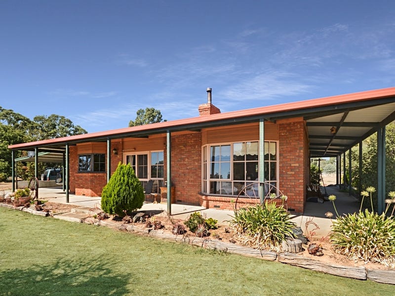 1820 High St, Navarre, Vic 3384 Property Details