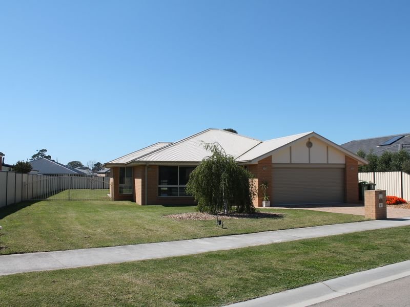 66 Gatehouse Drive (Eastwood), Bairnsdale, Vic 3875 Property Details