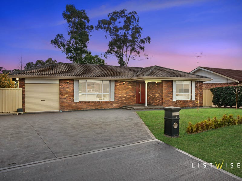 19 Blackwell Avenue, St Clair, NSW 2759