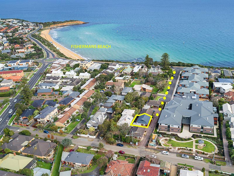 2/52 Queen Street, Mornington, Vic 3931 Property Details