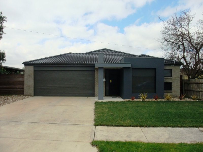 1 William Crescent, Yinnar, Vic 3869 Property Details