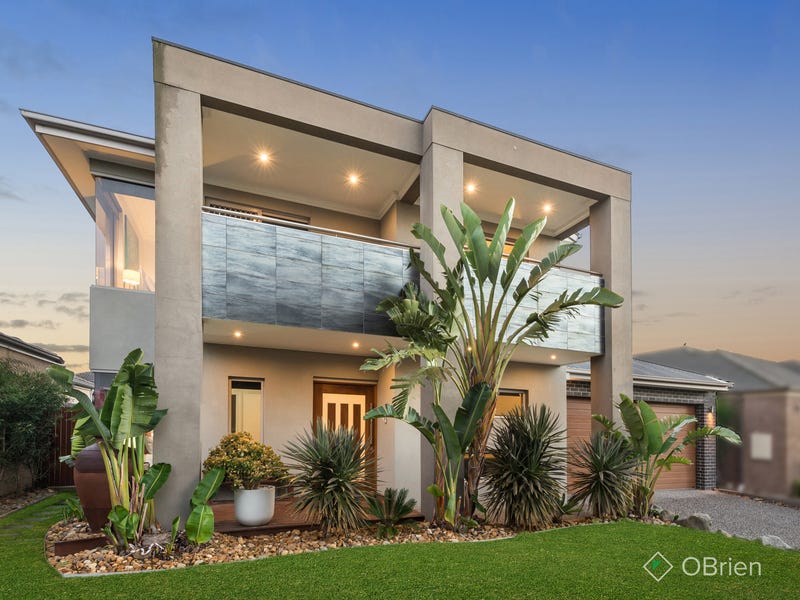 17 Sandarra Boulevard, Sandhurst, Vic 3977 Property Details