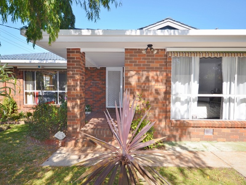 16 John Street Inverloch Vic 3996 16 John Street Inverloch Vic 3996