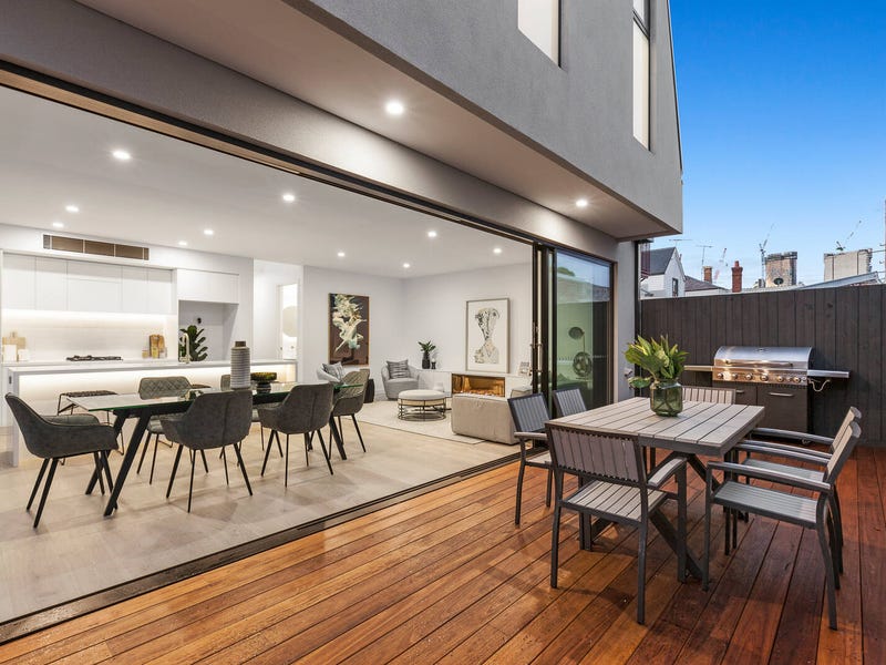 Real Estate & Property for Sale in Port Melbourne, VIC 3207