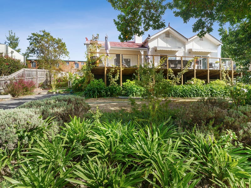 2 Park Avenue, Hepburn Springs, Vic 3461