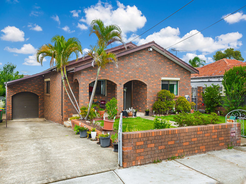 56 Dean Street, Strathfield South, NSW 2136 56 Dean Street, Strathfield South, NSW 2136