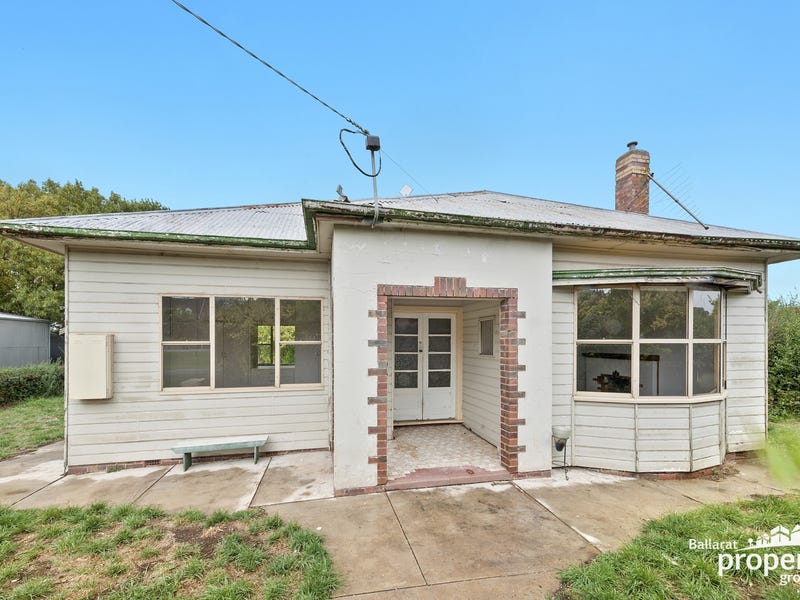 716 BungareeWallace Road, Wallace, Vic 3352 Property Details