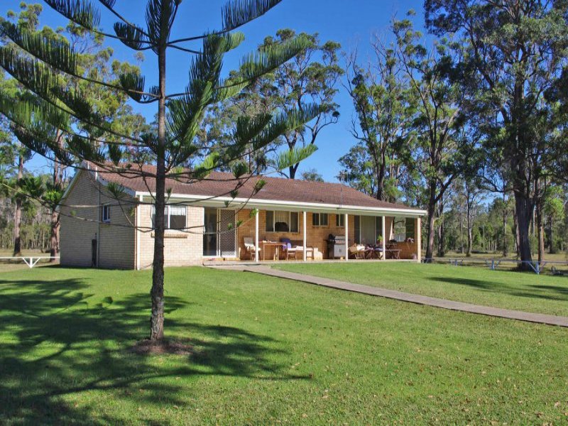 535 Old Bar Road, Old Bar, NSW 2430