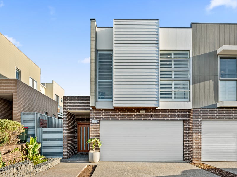 Real Estate & Property for Sale in Flinders, NSW 2529