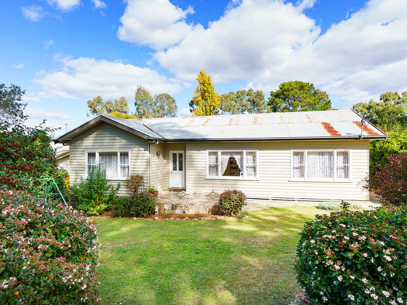 40 Brown Street, Castlemaine, Vic 3450 Property Details